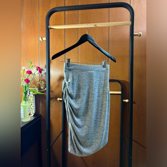 Aritzia Wilfred Free Heather Grey Skirt XS - Picture 1 of 10